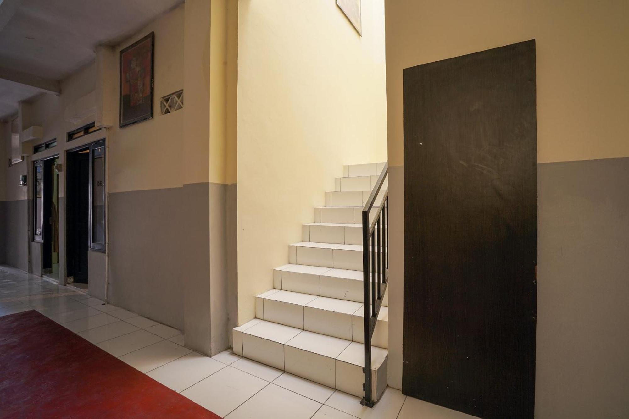 Hotel O Seturan Near Hartono Mall Yogyakarta Formerly Maleo Kostel Kejayan Kültér fotó